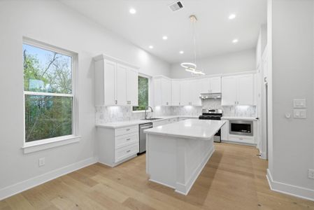 New construction Single-Family house 330 Janisch Rd, Unit A, Houston, TX 77018 - image 6