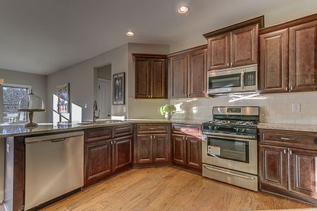 New construction Single-Family house Sharpsburg, GA 30277 plan Dresden - image 7