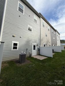 New construction Townhouse house 184 Cherry Springs Ln, Unit 1-B, Asheville, NC 28804 - image