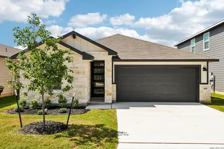 New construction Single-Family house 858 Shatterhand Blvd, San Antonio, TX 78260 plan The Briscoe (820) - image