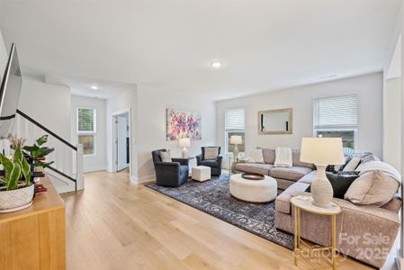 New construction Single-Family house 11009 N Commons Dr, Charlotte, NC 28213 - image 18