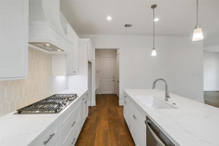 New construction Single-Family house 3520 Harvest Dance Dr, Houston, TX 77008 - image 5