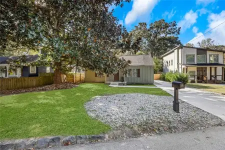 New construction Single-Family house 1950 Baker Rd Nw, Atlanta, GA 30318 - image