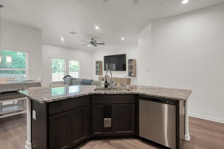 New construction Single-Family house 11696 Whirlaway Dr, Willis, TX 77318 plan Pinehurst - image 7