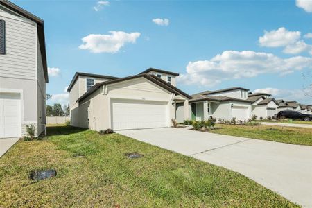 New construction Single-Family house 3901 Radiant Mountain Dr, Plant City, FL 33565 Yellowstone- photo 1 1