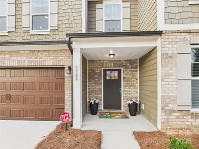 New construction Single-Family house 1708 Coral Bark Ln, Unit 18, Charlotte, NC 28216 - image 3
