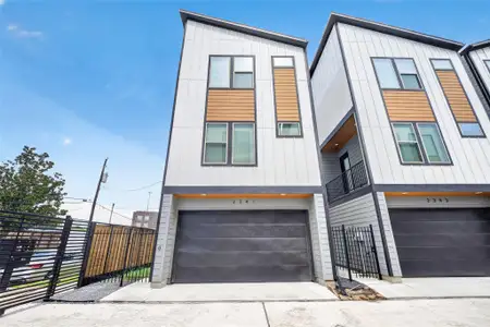 New construction Single-Family house 2341 Eagle St, Houston, TX 77004 - image