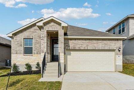 New construction Single-Family house 3012 Nash Dr, New Braunfels, TX 78132 plan The Briscoe (820) - image