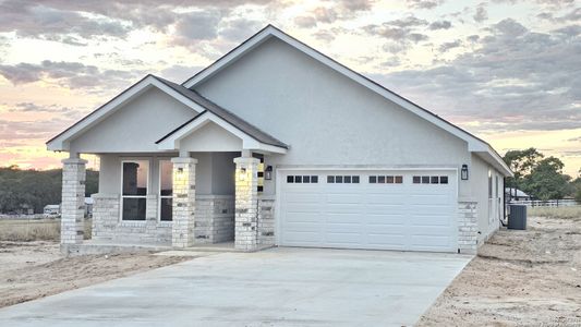 New construction Single-Family house 174 Pine Vly, La Vernia, TX 78121 - image