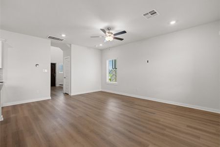 New construction Single-Family house 6919 Segunda Ln, Rosharon, TX 77583 plan Belle Vue 1900 SB - image 16