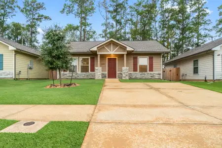 New construction Single-Family house 1680 Cedar Crossing Dr, Conroe, TX 77301 - image