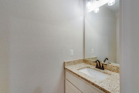 New construction Townhouse house 913 Cooksey Ct, Unit A,B, Grandview, TX 76050 null- photo 10 10