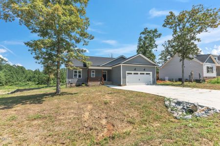 New construction Single-Family house 255 Dry Branch Drive, Kenly, NC 27542 - photo 0