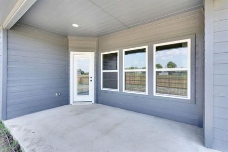 New construction Single-Family house 350 E Lamar St, Palmer, TX 75152 - image
