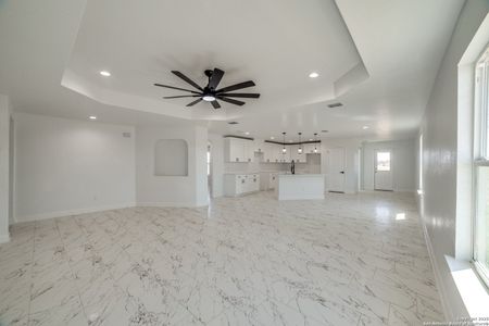 New construction Single-Family house 12938 Prosperidad Ln, Atascosa, TX 78002 null- photo 3 3