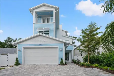 New construction Single-Family house 1647 Siesta Dr, Sarasota, FL 34239 - image