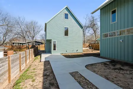 New construction Single-Family house 2912 Pecan Springs Rd, Austin, TX 78723 null- photo 29 29