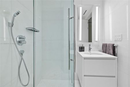 New construction Condo house 300 Biscayne Blvd Wy, Unit 3104, Miami, FL 33131 null- photo 56 56