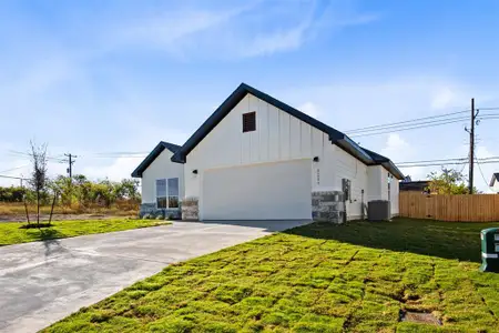 New construction Single-Family house 3211 Llano Alto Cir, Temple, TX 76504 - image