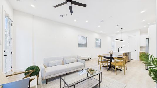 New construction Single-Family house 805 Brooks St, Unit A, Houston, TX 77009 - image 9