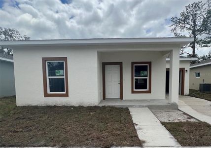 New construction Single-Family house 5017 Finders Ct, Tampa, FL 33617 - image