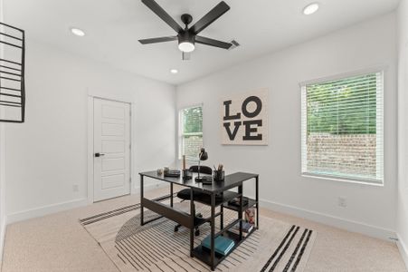 New construction Single-Family house 1002 Tuskegee Heights Ln, Houston, TX 77091 - image 6