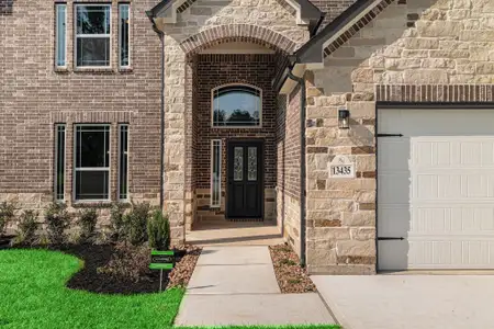 New construction Single-Family house 13435 Maverick Trl, Conroe, TX 77303 - image 3