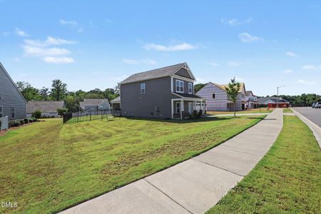 New construction Single-Family house 110 Benson Village Dr, Benson, NC 27504 plan The Devin - image