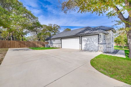 New construction Single-Family house 193 Timber Pl, La Vernia, TX 78121 - image