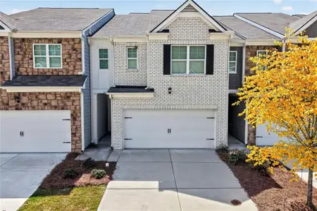 New construction Townhouse house 2133 Blue Monarch Dr, Buford, GA 30518 - image