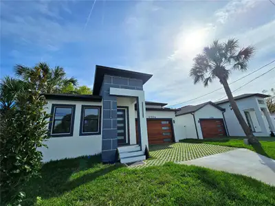 New construction Single-Family house 2506 W Arch St, Tampa, FL 33607 - image