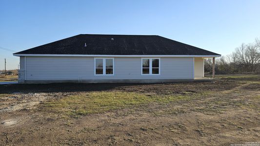 New construction Single-Family house 16107 Vaquero Dr, Atascosa, TX 78002 null- photo 29 29