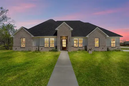New construction Single-Family house 12400 Iris Ct, Fort Worth, TX 76126 - image