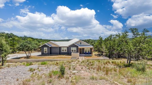 New construction Single-Family house 3225 Hawthorne Rd, Spring Branch, TX 78070 null- photo 0