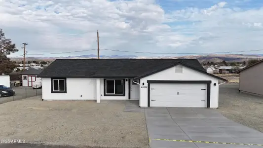 New construction Single-Family house 20238 E Ash Creek Rd, Mayer, AZ 86333 - image