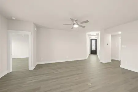 New construction Single-Family house 5900 Carmona Trl, Fort Worth, TX 76123 plan Messina - image 18