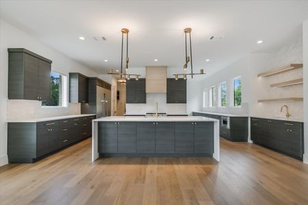 New construction Single-Family house 98 Wennmohs Pl, Horseshoe Bay, TX 78657 - image 18