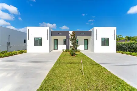 New construction Townhouse house 12383 Sw 220 St, Miami, FL 33170 - image