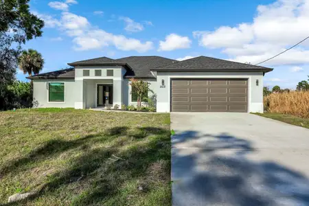 New construction Single-Family house 2618 Queen Dr, Lehigh Acres, FL 33971 - image