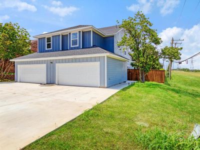 New construction Single-Family house 6223 Post Oak Ter, Fort Worth, TX 76112 - image