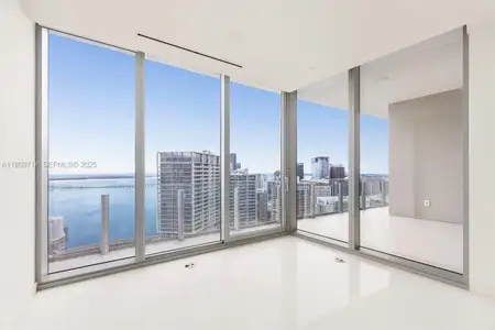 New construction Condo house 300 Biscayne Blvd Wy 5205W, Unit 5205W, Miami, FL 33131 - image