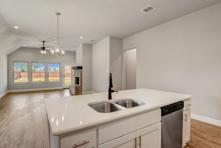 New construction Single-Family house 2465 W Lambert Rd, Weatherford, TX 76088 plan The Brazos - image 8