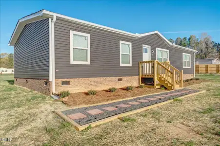 New construction Manufactured Home house 71 Falls Ln, Henderson, NC 27536 - image