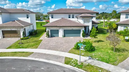 New construction Single-Family house 4367 Sw 123 Ln, Davie, FL 33330 plan Scottsdale - image