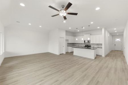 New construction Single-Family house 2449 Se Wheatfield Nook Rd, Royse City, TX 75189 - image 17