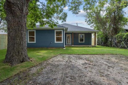 New construction Single-Family house 801 S Walnut St, Sherman, TX 75090 null- photo 23 23