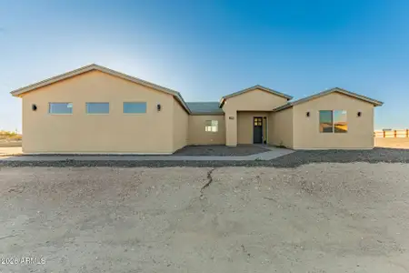 New construction Single-Family house 35504 W Jefferson St, Tonopah, AZ 85354 - image