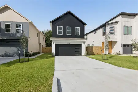 New construction Single-Family house 3122 Dawson Ln, Houston, TX 77051 - image