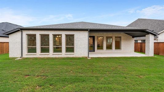 New construction Single-Family house 4221 Capstone Rd, Midlothian, TX 76065 Design 2776W- photo 16 16