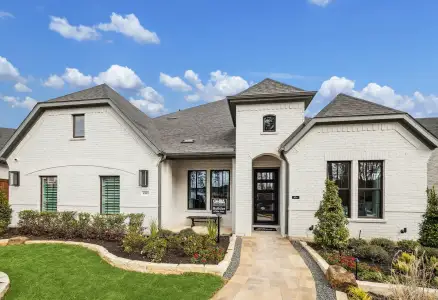 New construction Single-Family house 16016 Mahogany Mist Dr, Conroe, TX 77302 plan 5039 Elevation D - image